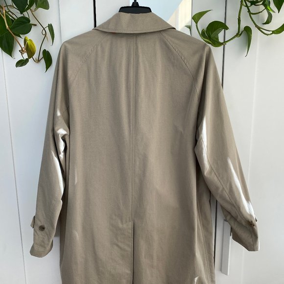 Women's Burberry Camden Car Coat - Picture 2 of 11